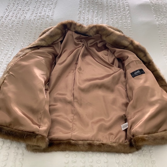 Rachel Zoe Faux Fur Cropped Jacket BNWOT XS - Picture 6 of 12